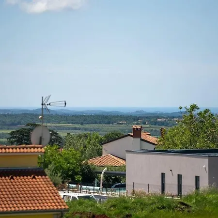 Vila Jasminka With Pool And Jacuzzi Kaštelir